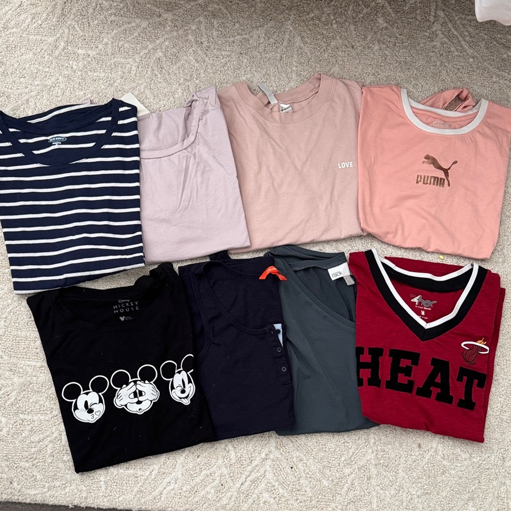 Bundle of T-shirts short sleeves and sleeveless size M-L-XL